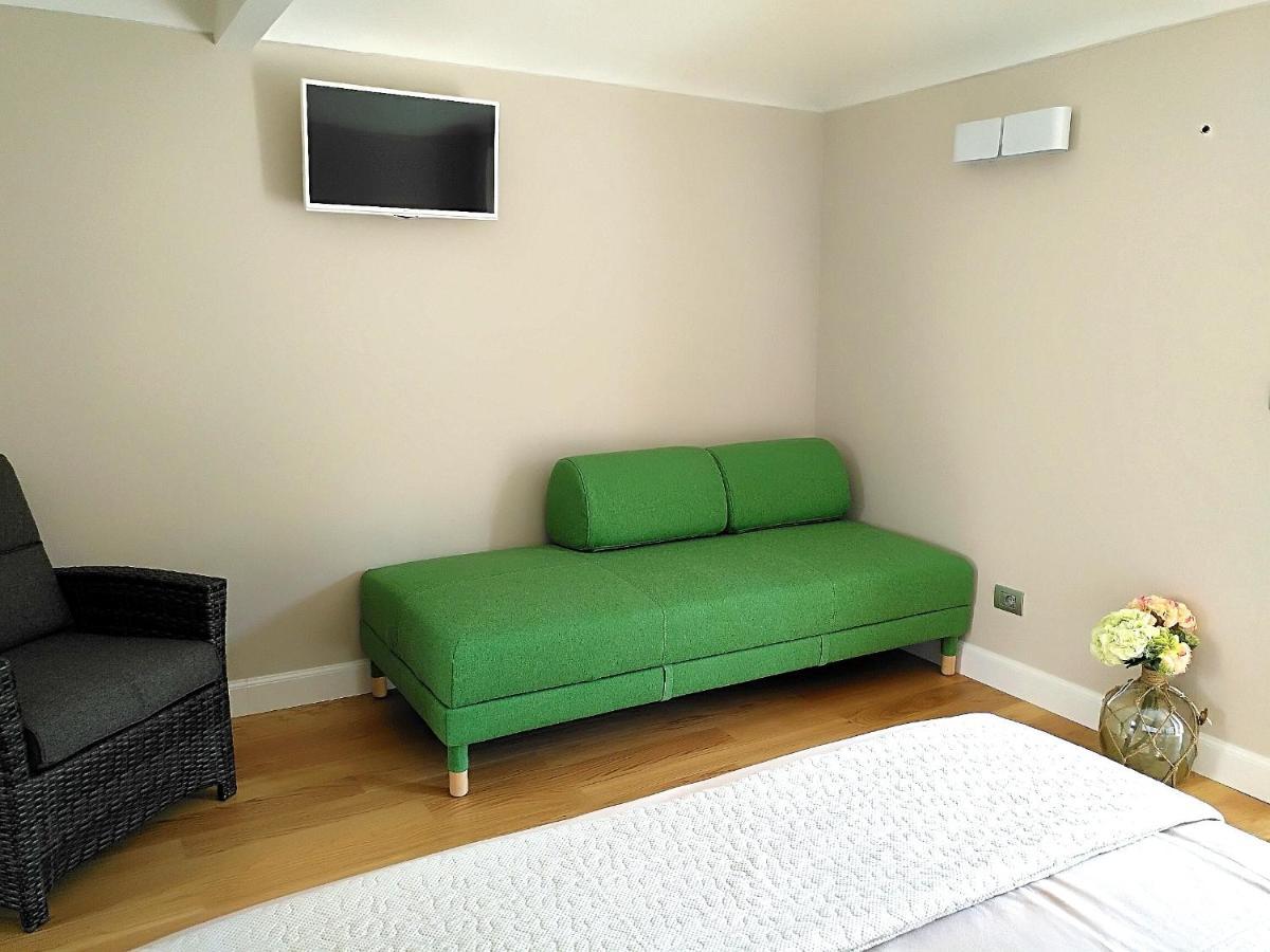 B&B "Madama Granet" 보르고 산 달마쪼 외부 사진