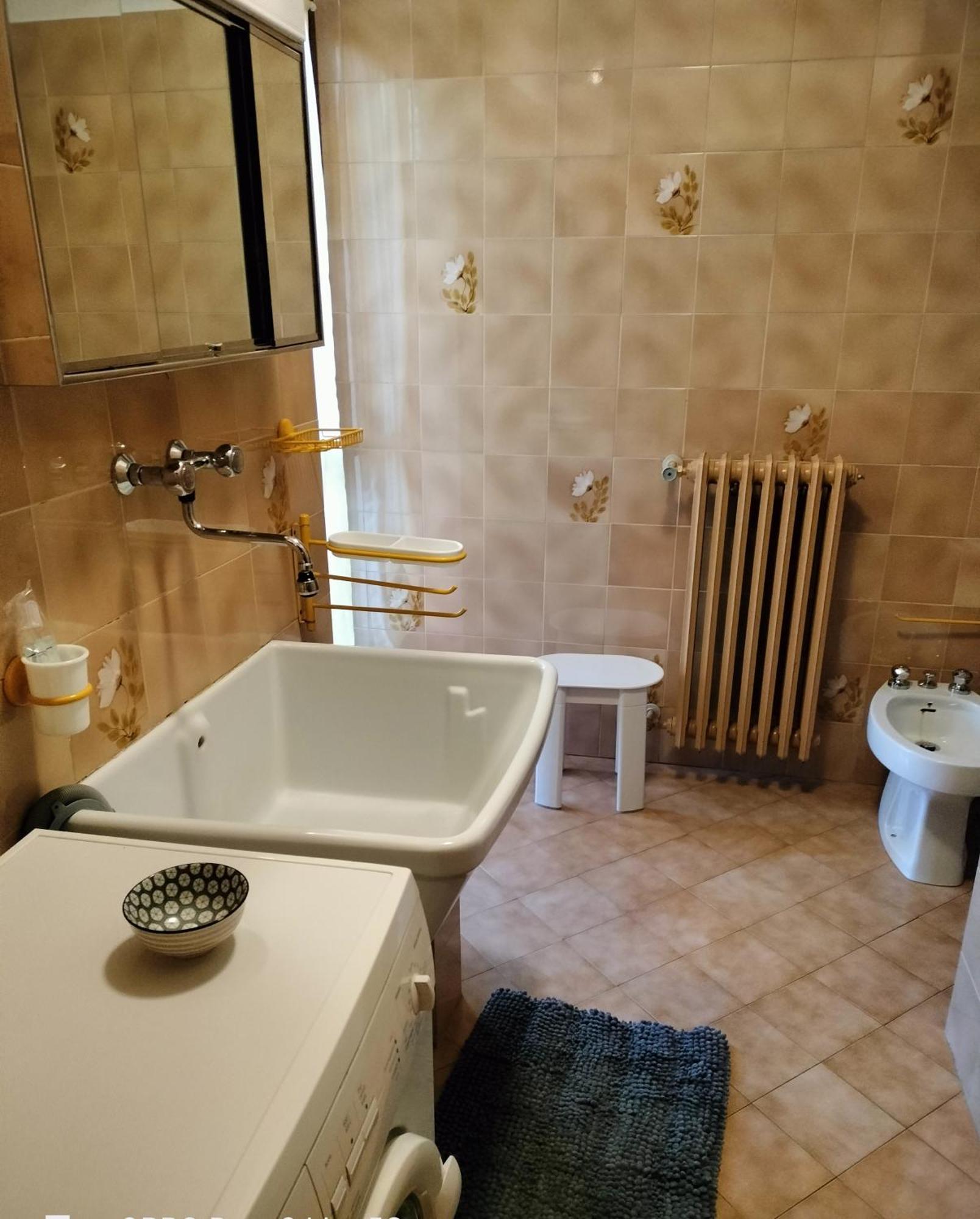 B&B "Madama Granet" 보르고 산 달마쪼 외부 사진