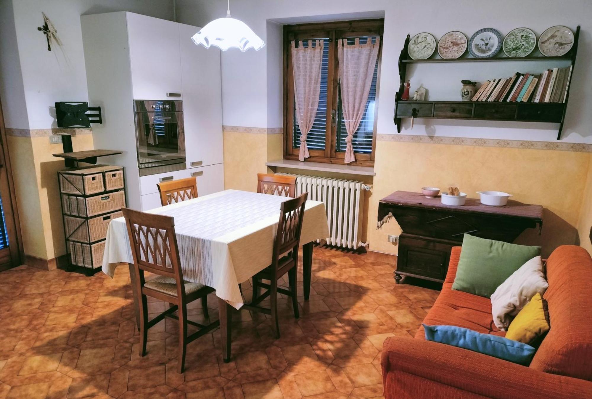 B&B "Madama Granet" 보르고 산 달마쪼 외부 사진