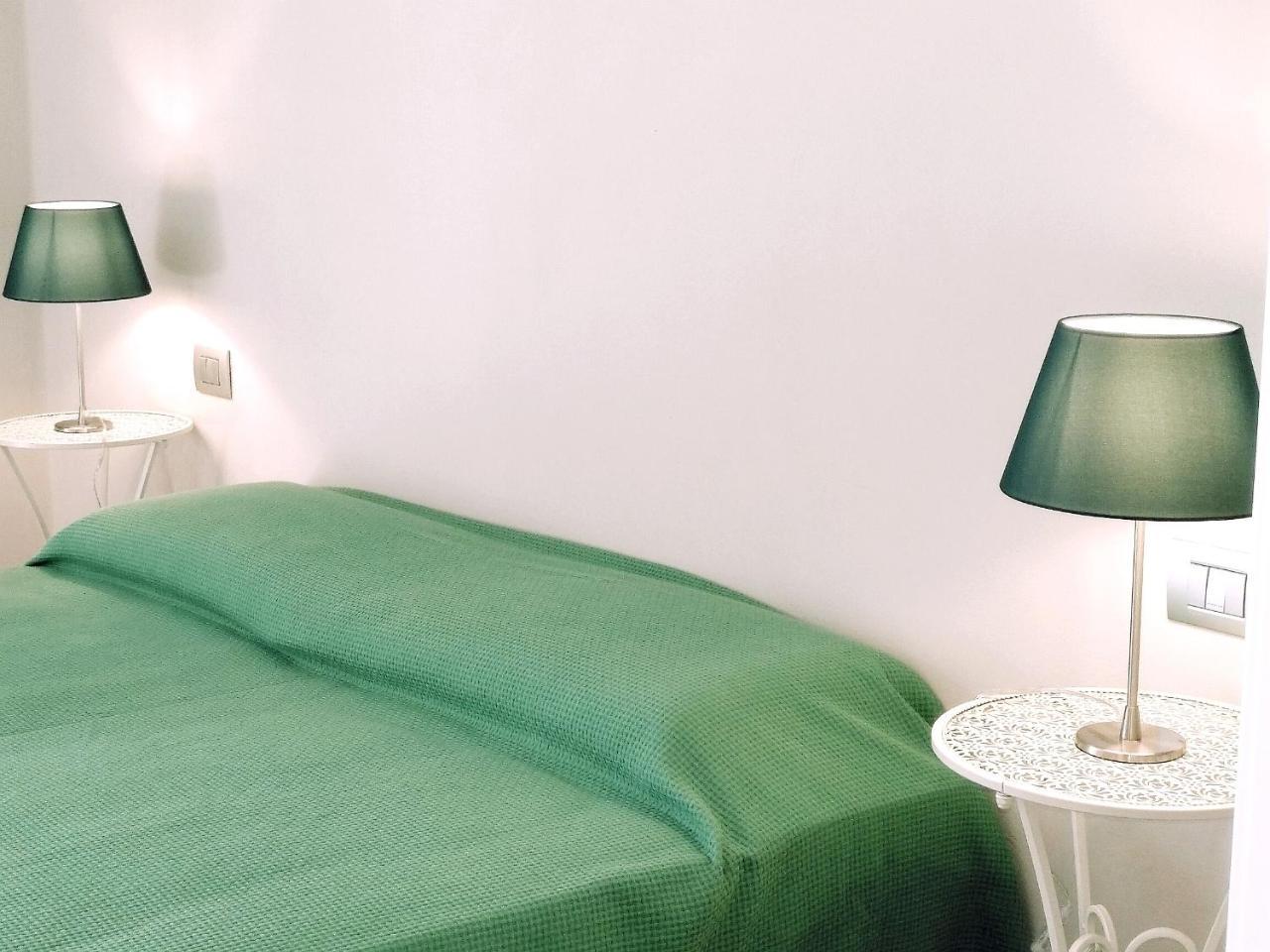 B&B "Madama Granet" 보르고 산 달마쪼 외부 사진